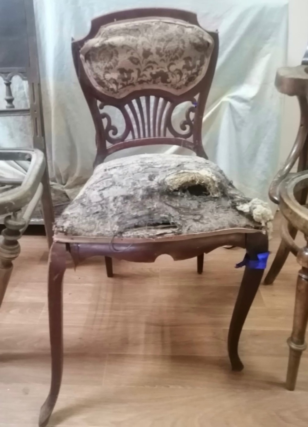 Старинный стул, до